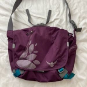Osprey laptop messenger bag purple